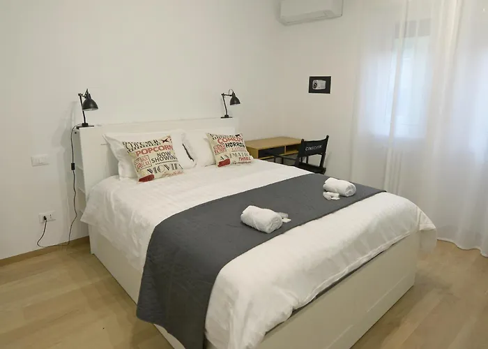 Appartement Cinecittà *